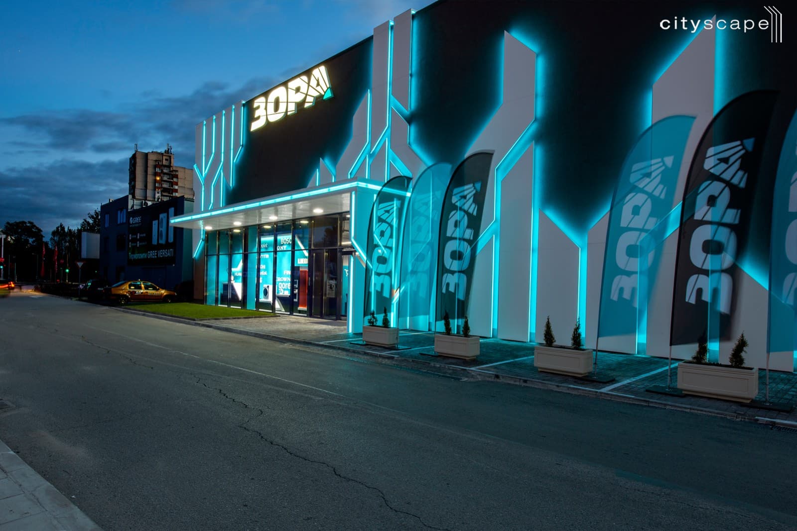 Фасада на ЗОРА с LED осветление